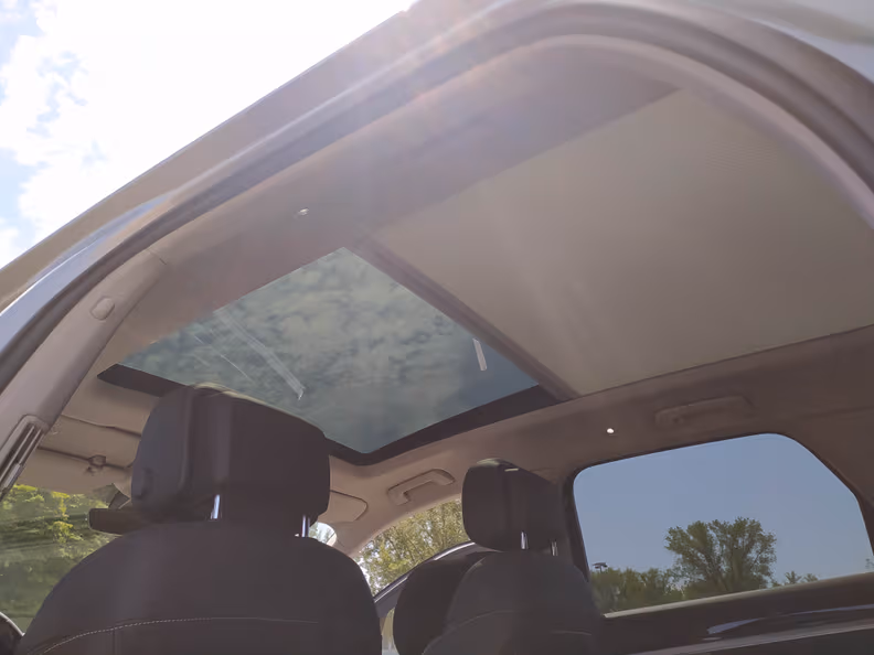 Volkswagen Touareg - 52