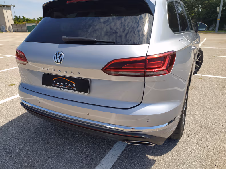 Volkswagen Touareg - 24