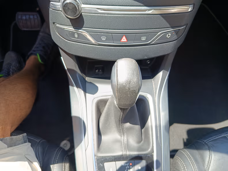 Peugeot 308 - 14