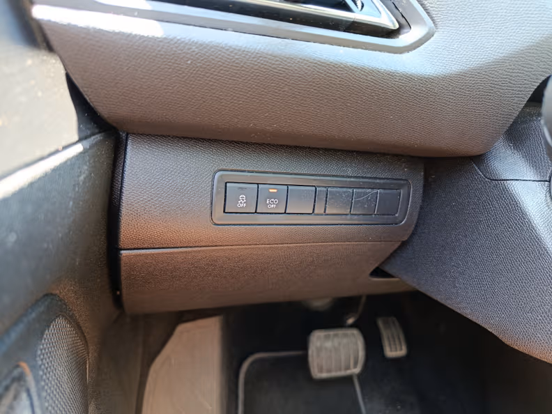 Peugeot 308 - 16