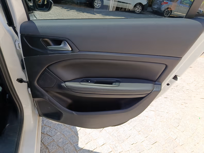 Peugeot 308 - 39