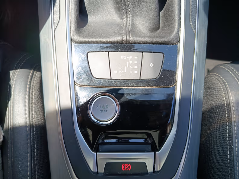 Peugeot 308 - 15