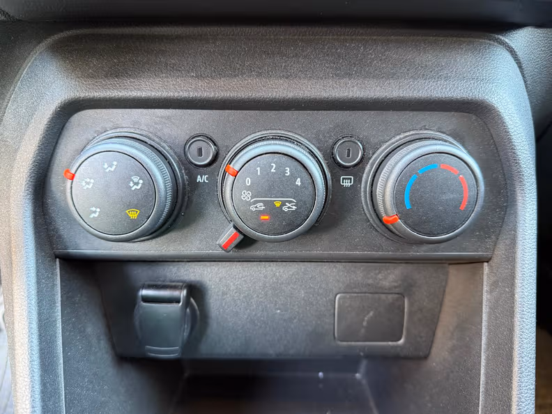 Dacia Sandero - 20