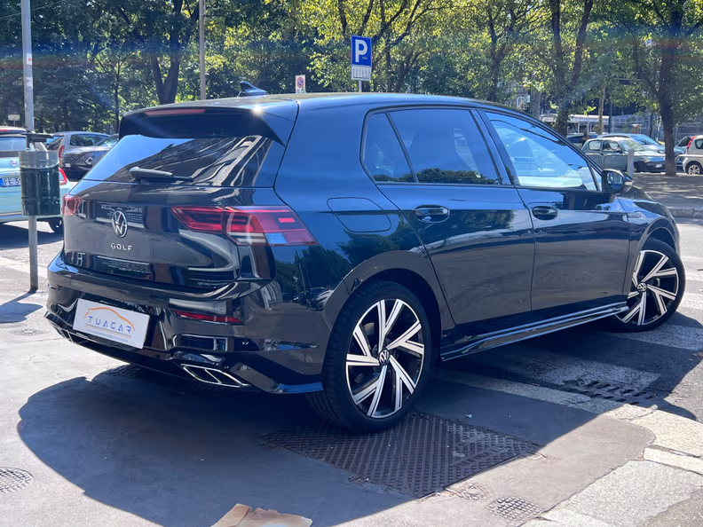 Volkswagen Golf - 4