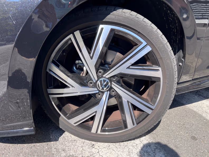 Volkswagen Golf - 7