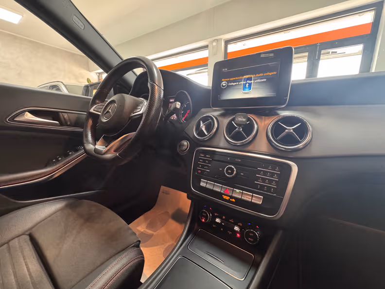 Mercedes-Benz CLA-Class - 11