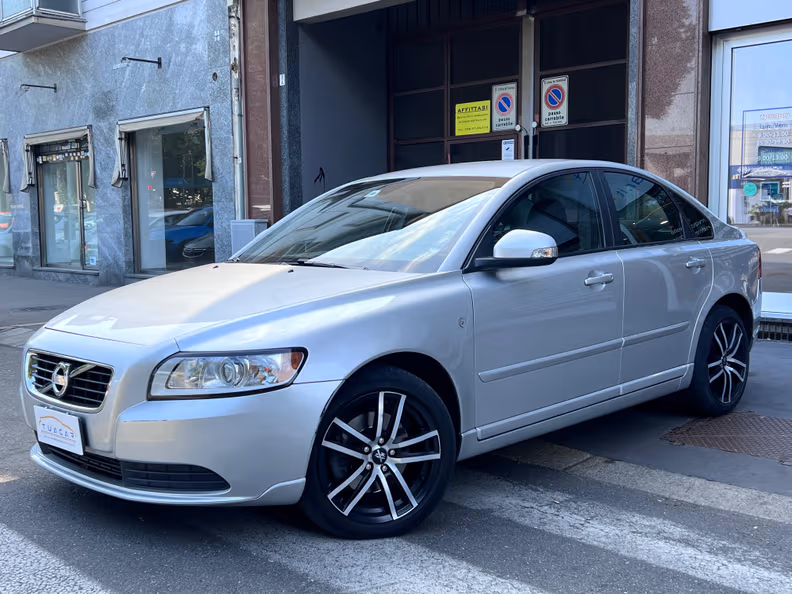 Volvo S40