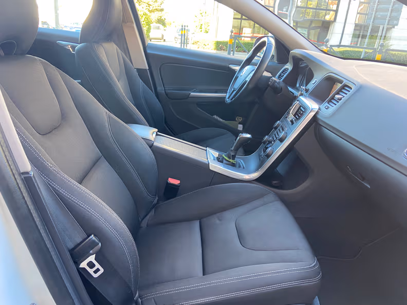 Volvo V60 - 25