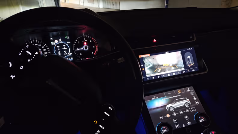 Land Rover Range Rover Evoque - 12