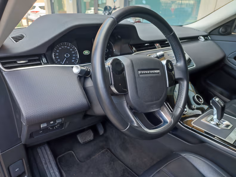 Land Rover Range Rover Evoque - 10