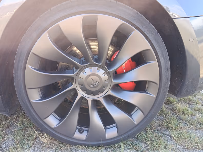 Tesla Model 3 - 38