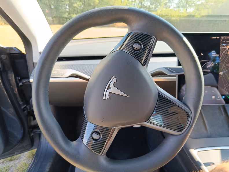 Tesla Model 3 - 15