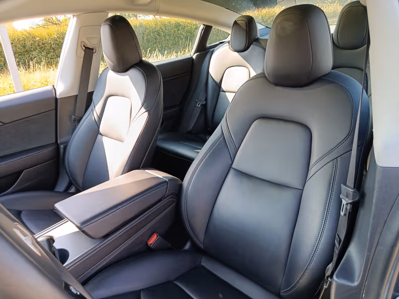 Tesla Model 3 - 14