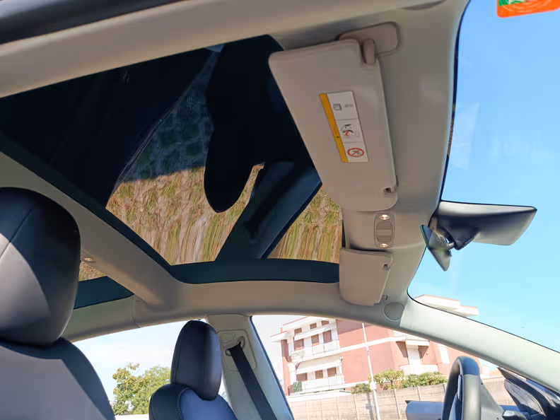 Tesla Model 3 - 27