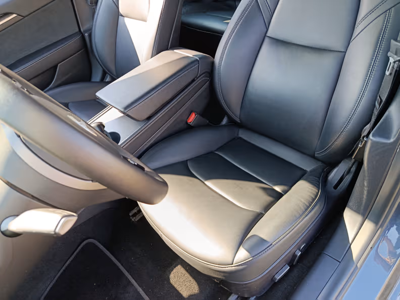 Tesla Model 3 - 13
