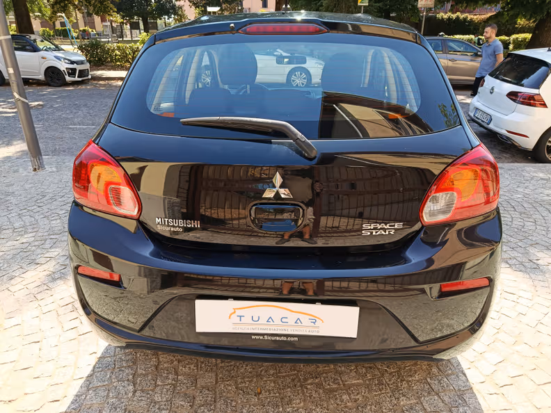 Mitsubishi Space Star - 6
