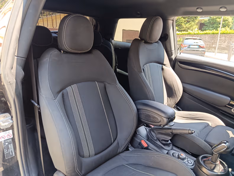 MINI 3-door / 5-door Hatch - 31