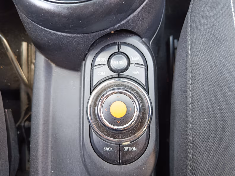 MINI 3-door / 5-door Hatch - 19