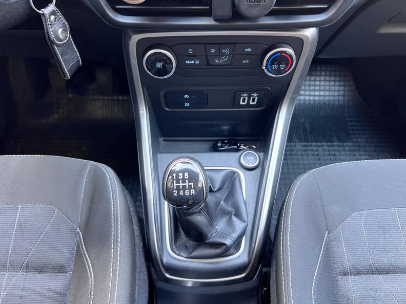 Ford EcoSport - 15