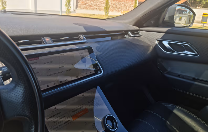 Land Rover Range Rover Velar - 29