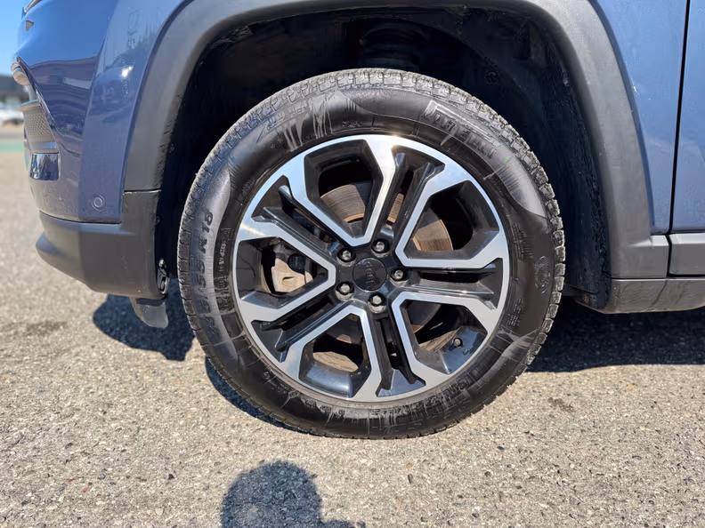 Jeep Compass - 10
