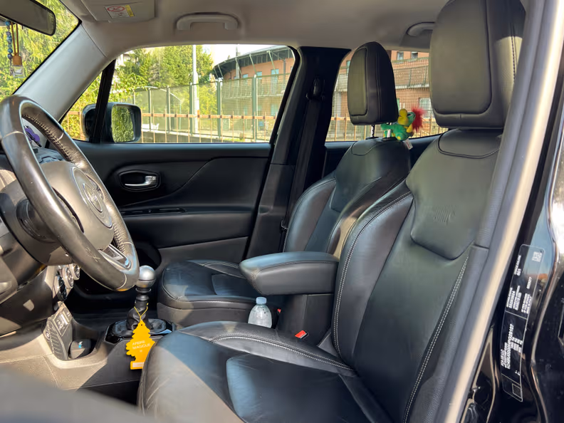 Jeep Renegade - 11