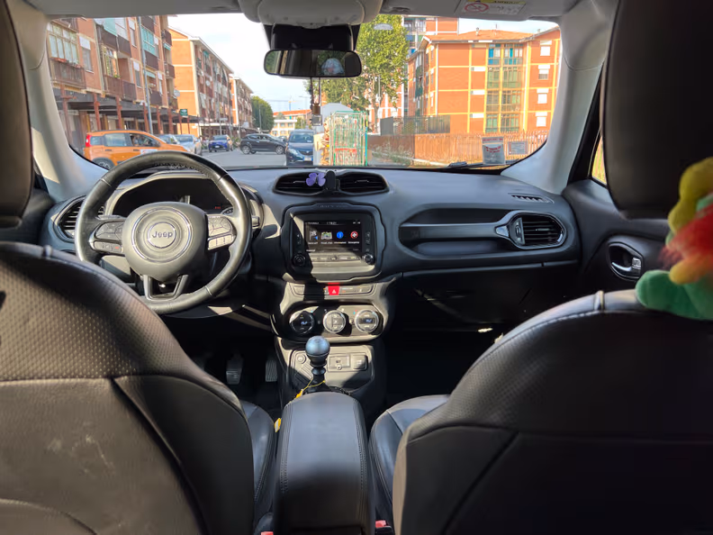 Jeep Renegade - 19