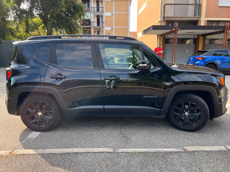 Jeep Renegade - 4