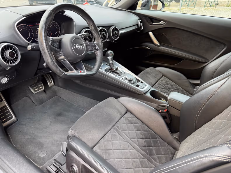 Audi TT - 8