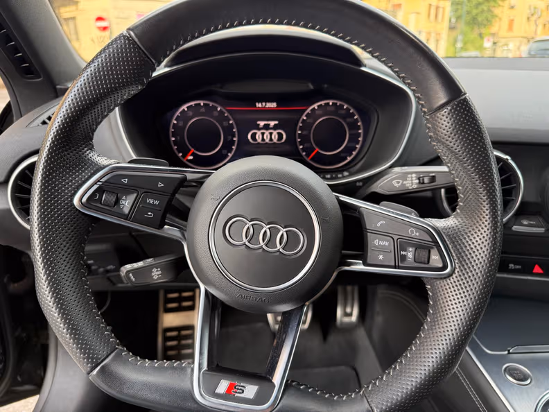 Audi TT - 10