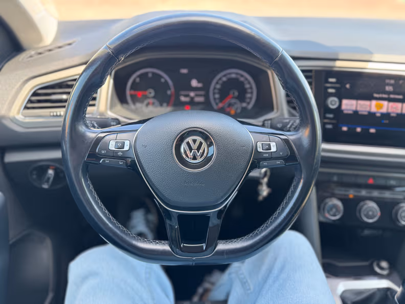 Volkswagen T-ROC - 16