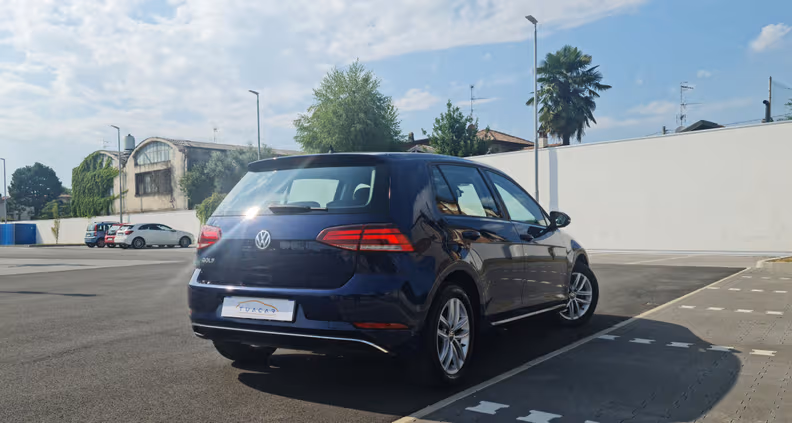 Volkswagen Golf - 5
