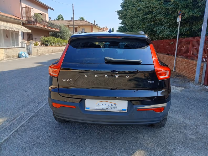 Volvo XC40 - 13