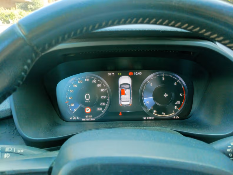 Volvo XC40 - 32