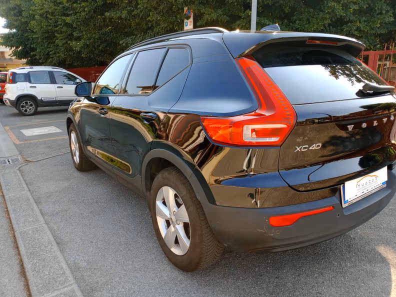 Volvo XC40 - 15