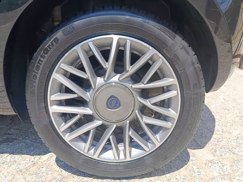 Lancia Ypsilon - 37
