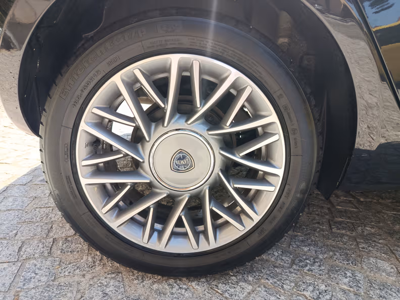 Lancia Ypsilon - 40