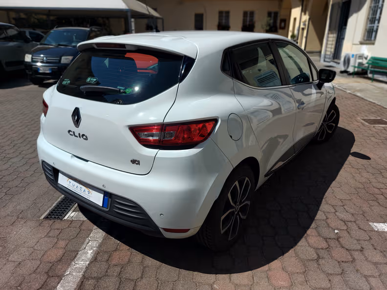 Renault Clio - 5