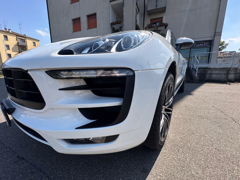 Porsche Macan - 11