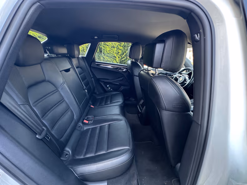 Porsche Macan - 28