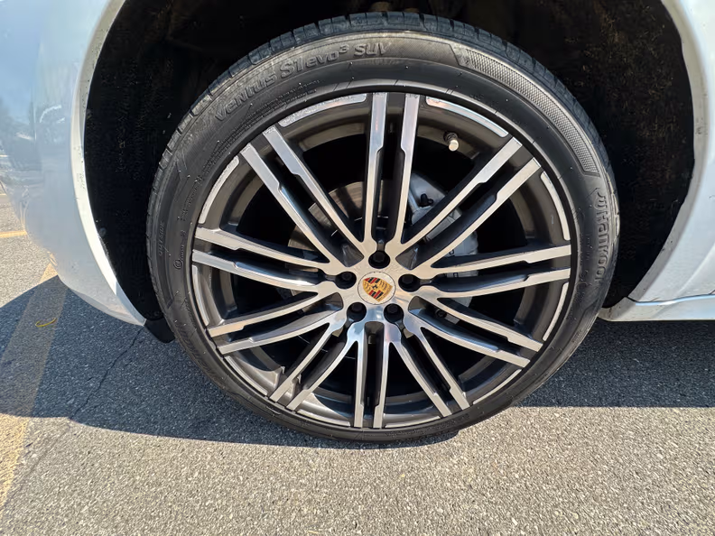 Porsche Macan - 10