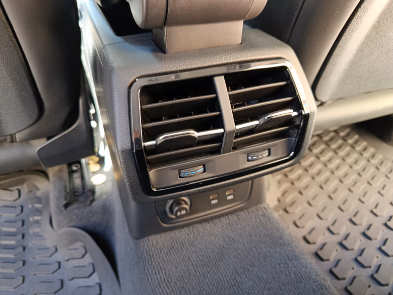 Audi Q3 - 36