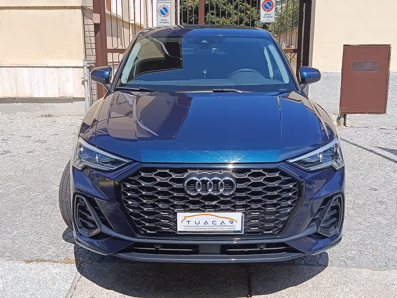 Audi Q3 - 2
