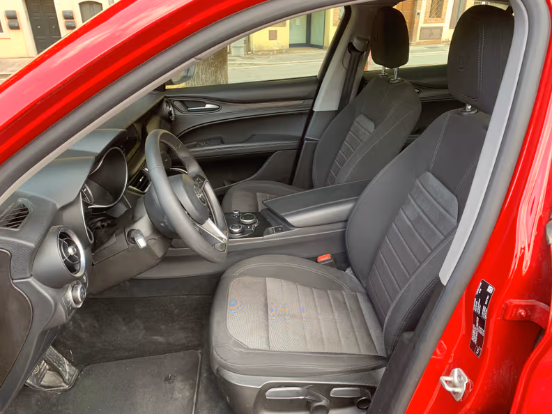 Alfa Romeo Stelvio - 20