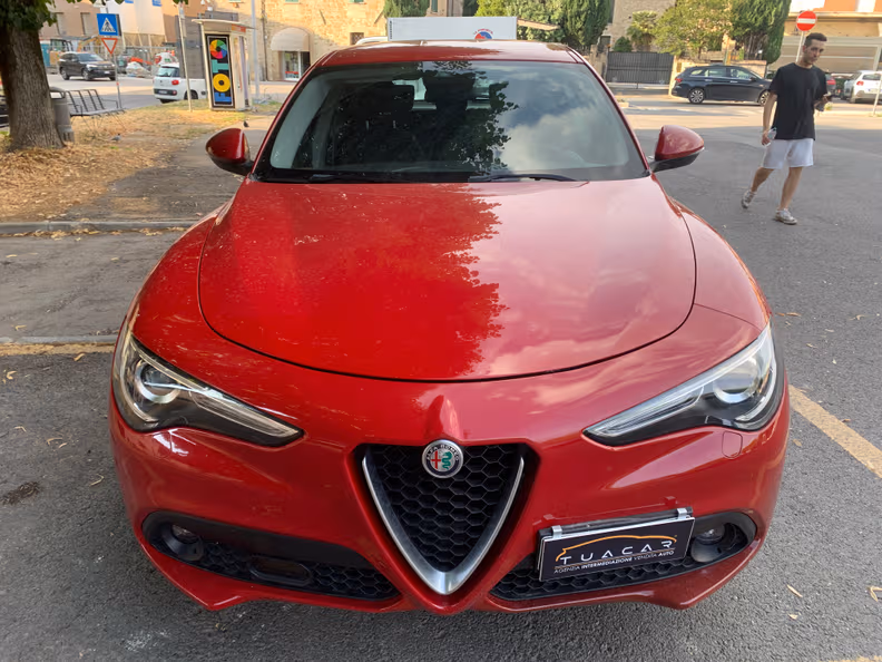 Alfa Romeo Stelvio - 11