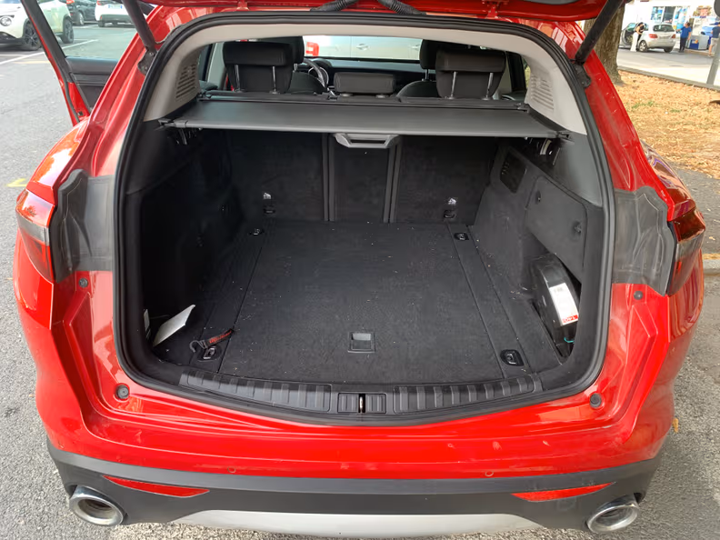 Alfa Romeo Stelvio - 41