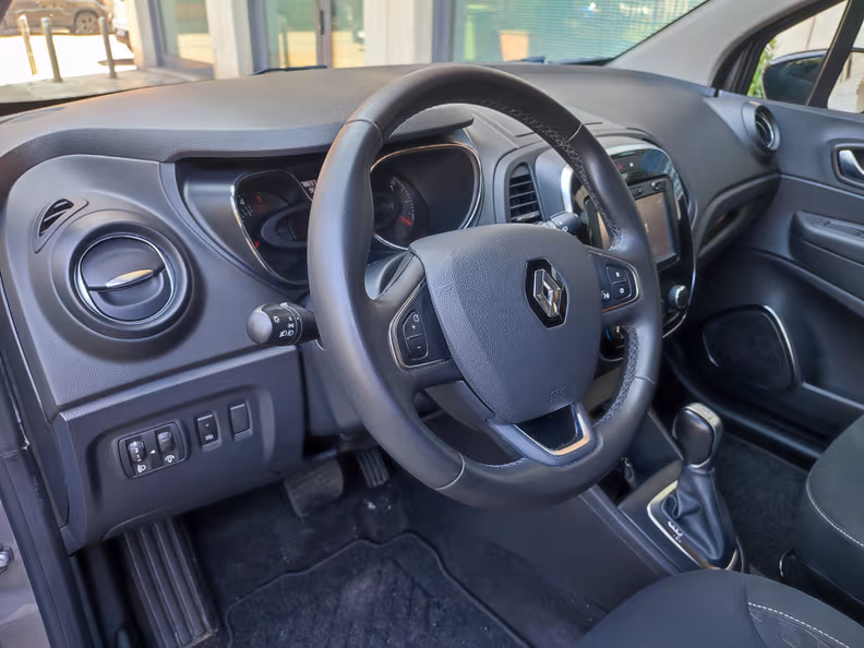 Renault Captur - 10