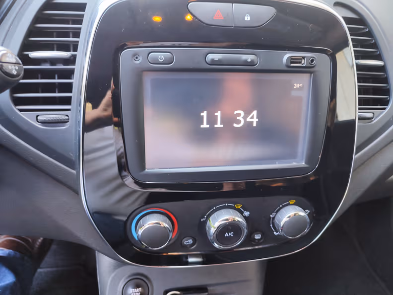 Renault Captur - 12