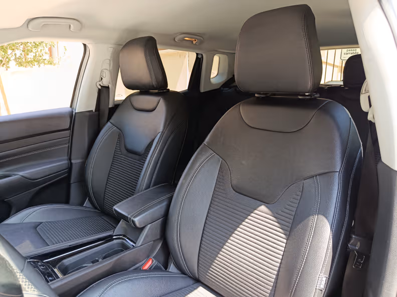 Jeep Compass - 14