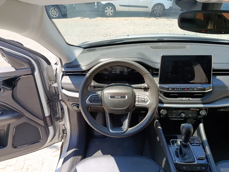 Jeep Compass - 40
